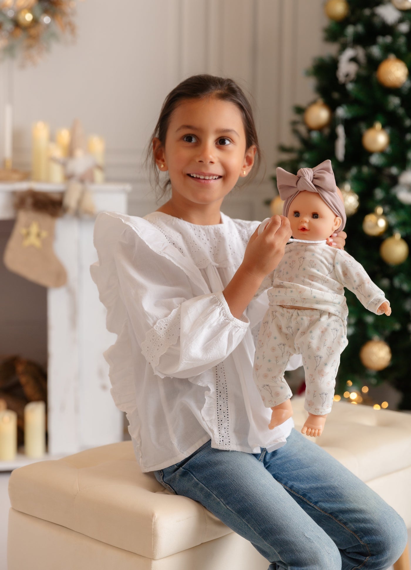 Alex & Sonia Doll - Sonia with floral outfit and headband - Paola Reina