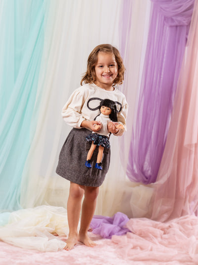 Las Amigas doll - Liu with floral skirt - Paola Reina