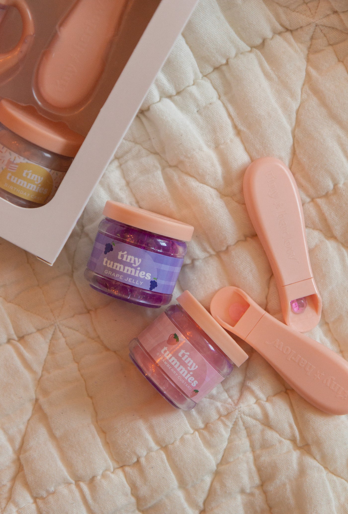 Tiny tummies - Strawberry custard jar and spoon set - Tiny harlow