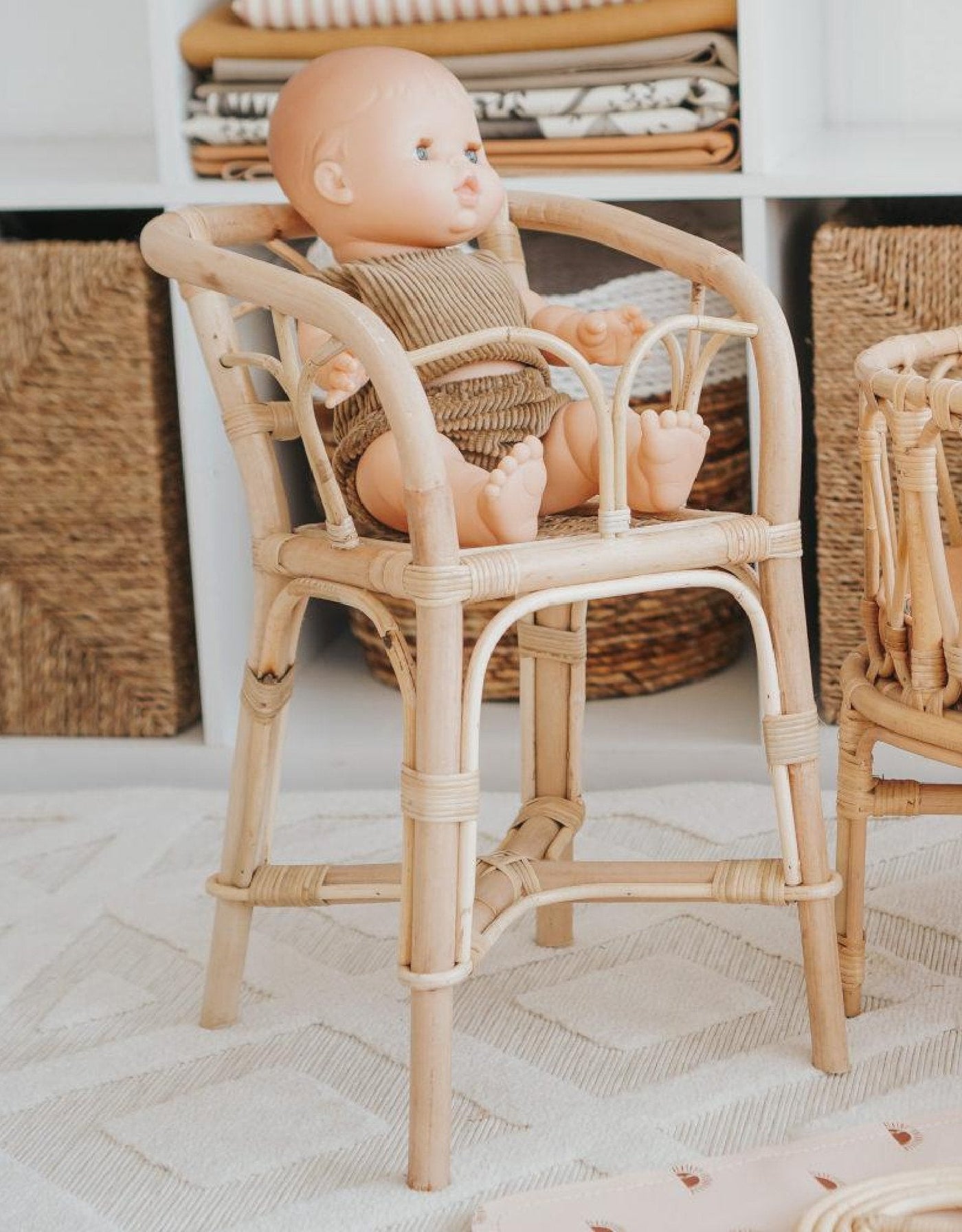 Rattan high chair for doll - Poppie Toys